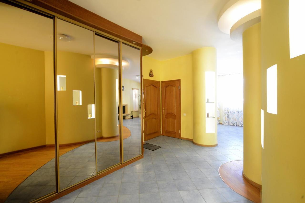 Artol Sophia Apartment Kyiv Exterior photo