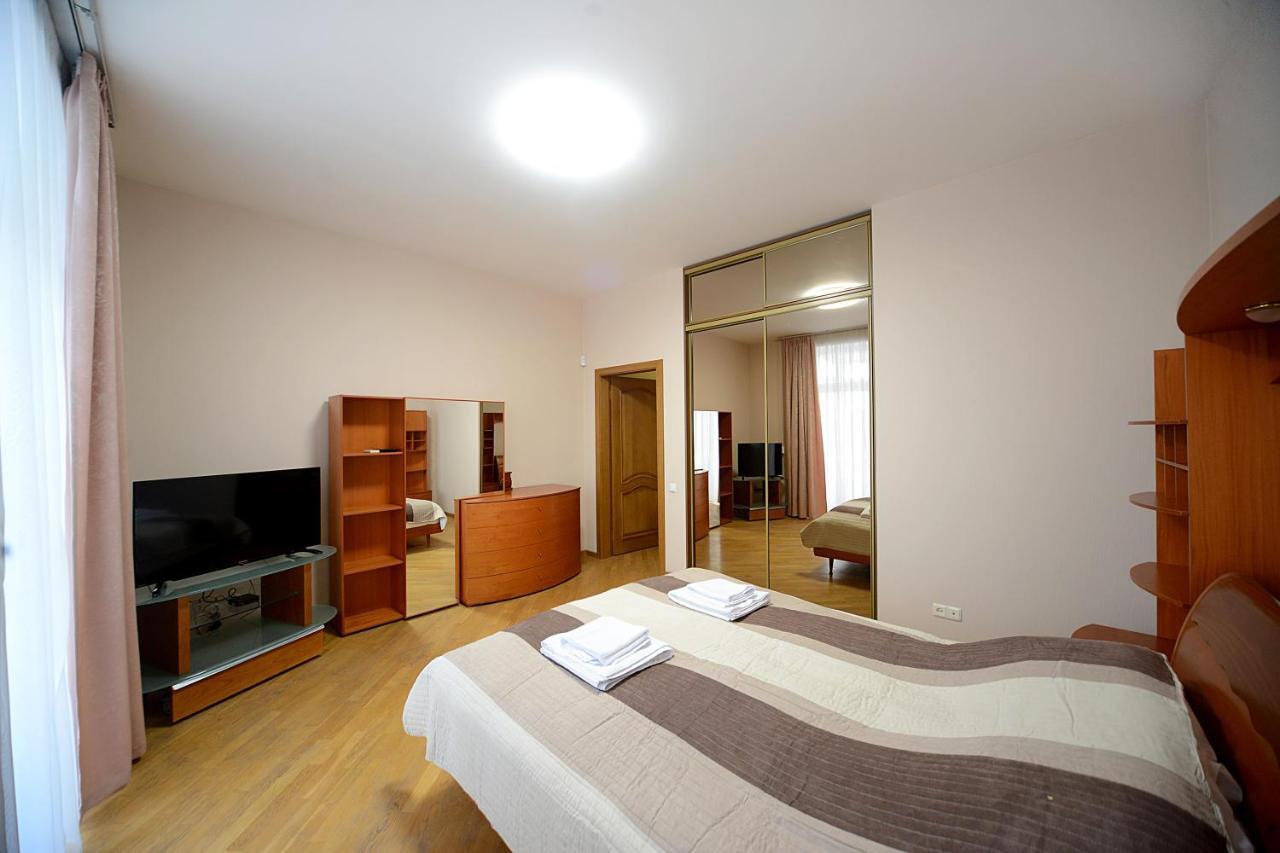 Artol Sophia Apartment Kyiv Exterior photo